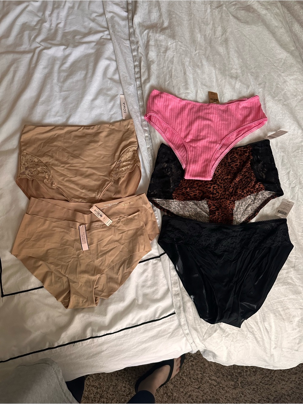 Victoria's Secret Nude/Beige Seamless Briefs - 2 Pack
